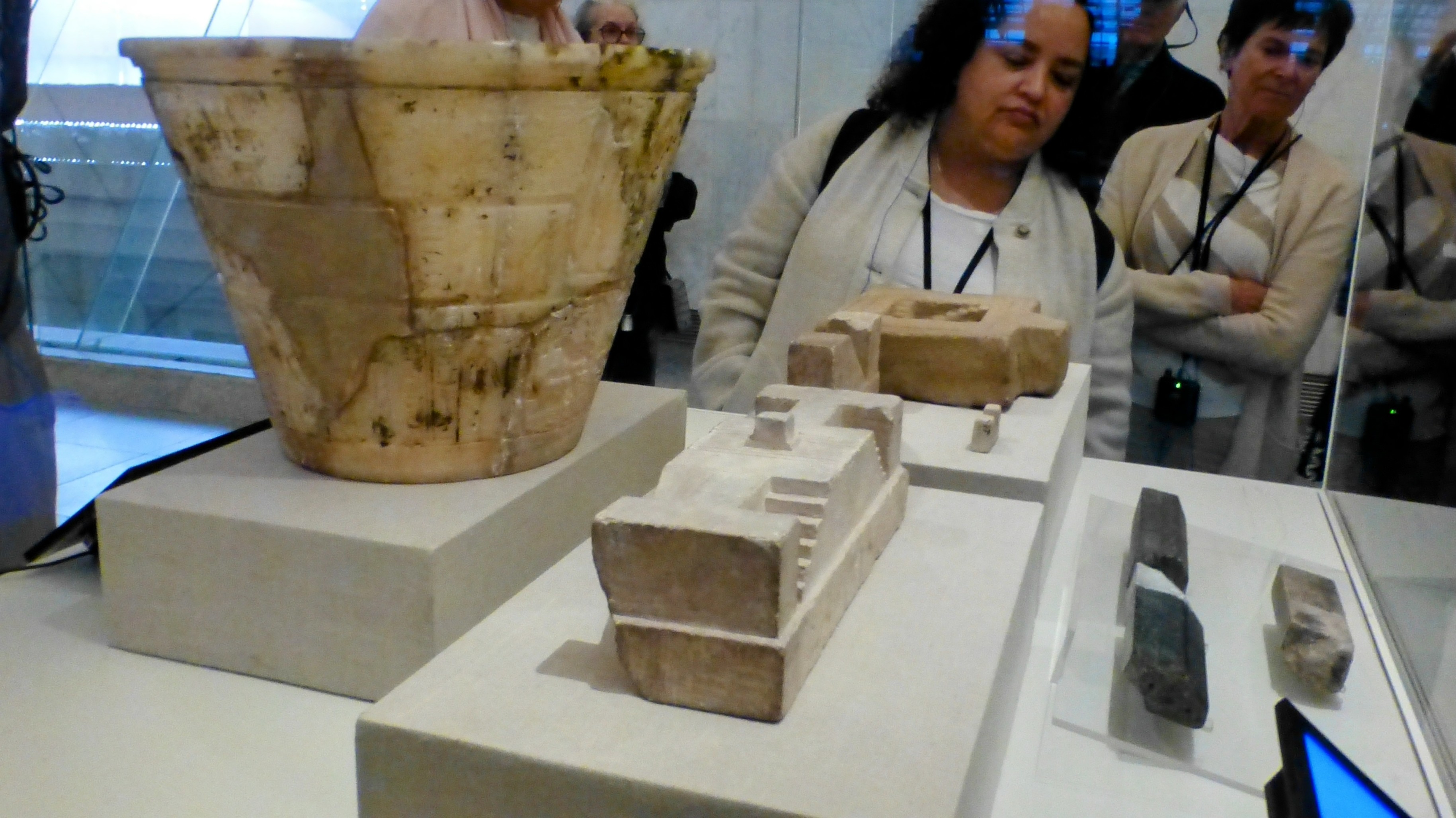 This alabaster bowl is an early clock. Because alabaster will not hold water, the bowl was filled each morning and, as the water leaked out at a steady rate, markings on the bowl would announce the time. (BTW, the outline of the State of Texas on the side of the bowl does not validate the existence of ancient aliens.)
  )