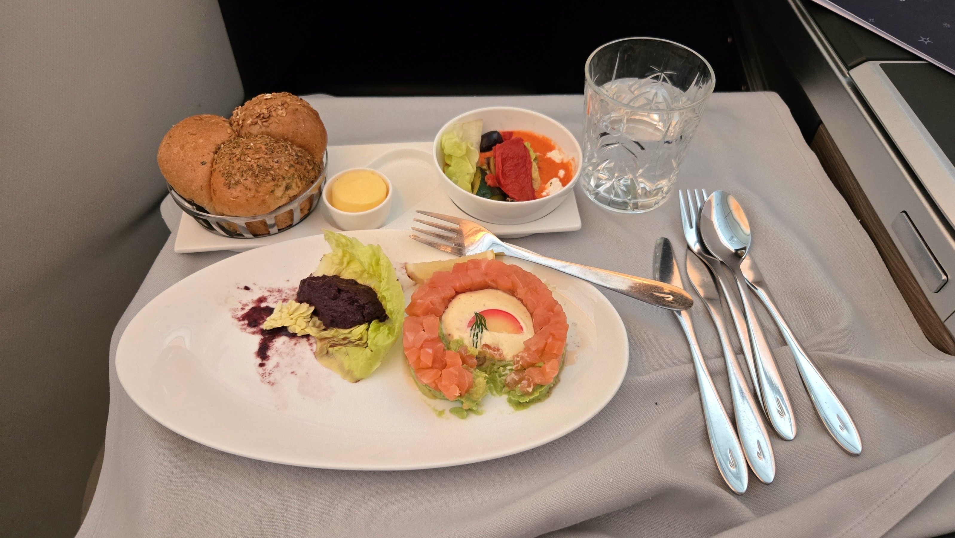 For the starter I had the smoked salmon (excellent) on avocado with a yogurt lemon sauce. To the left is an olive tapenade.
