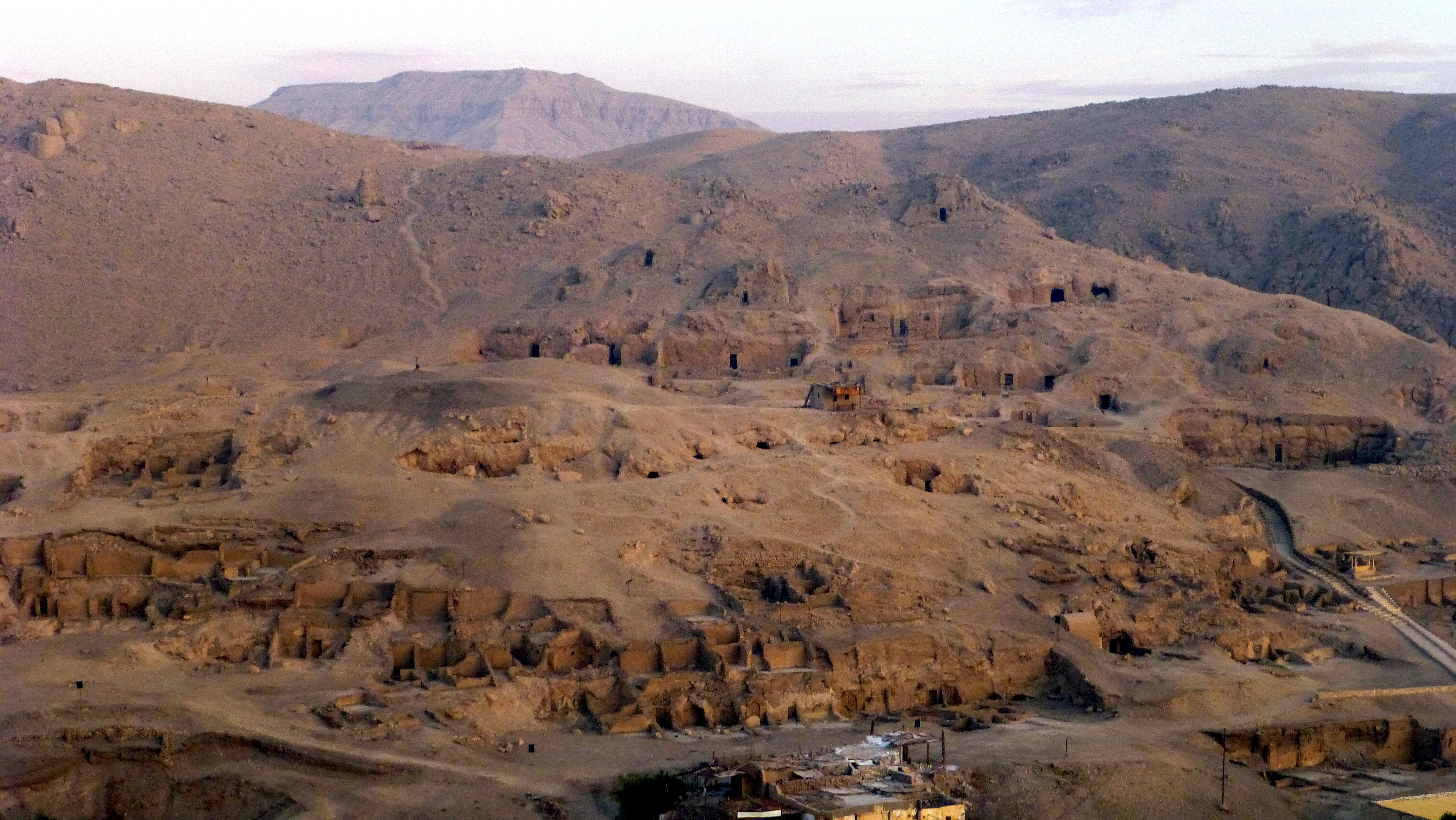 Looking west we see the dwellings of the tomb builders.