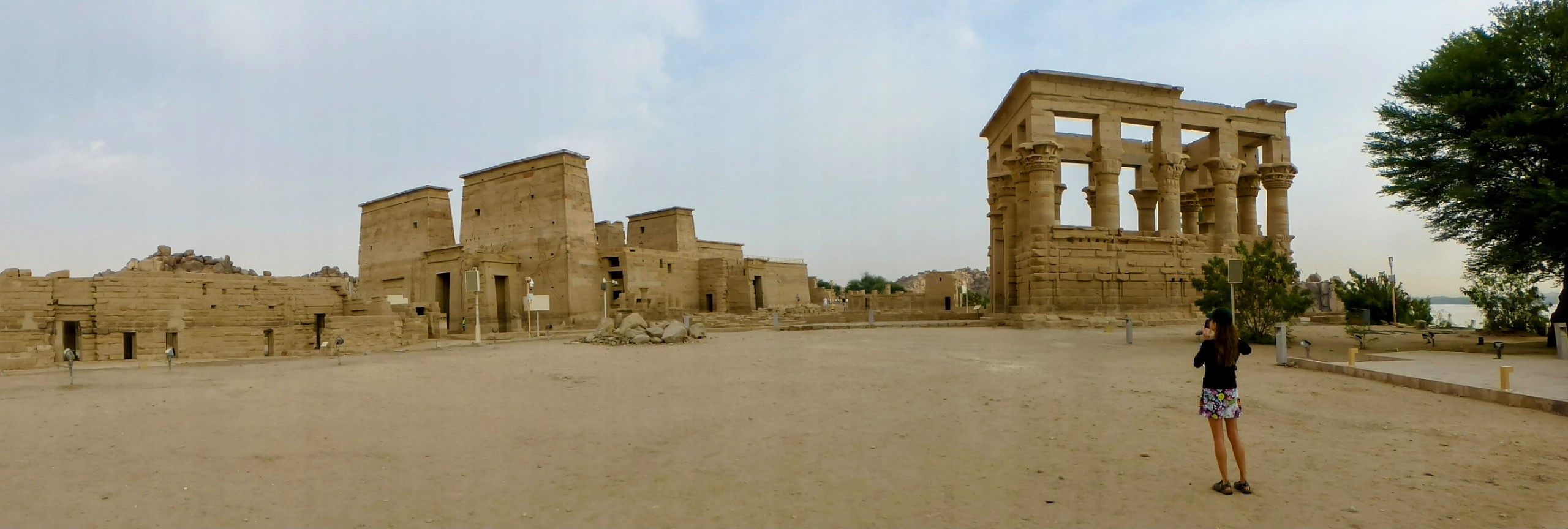 A panoramic view of the front.