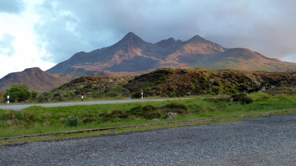 Back at the Sligachan, I caught the evening sun on the Black Cullins...at 9:30pm
