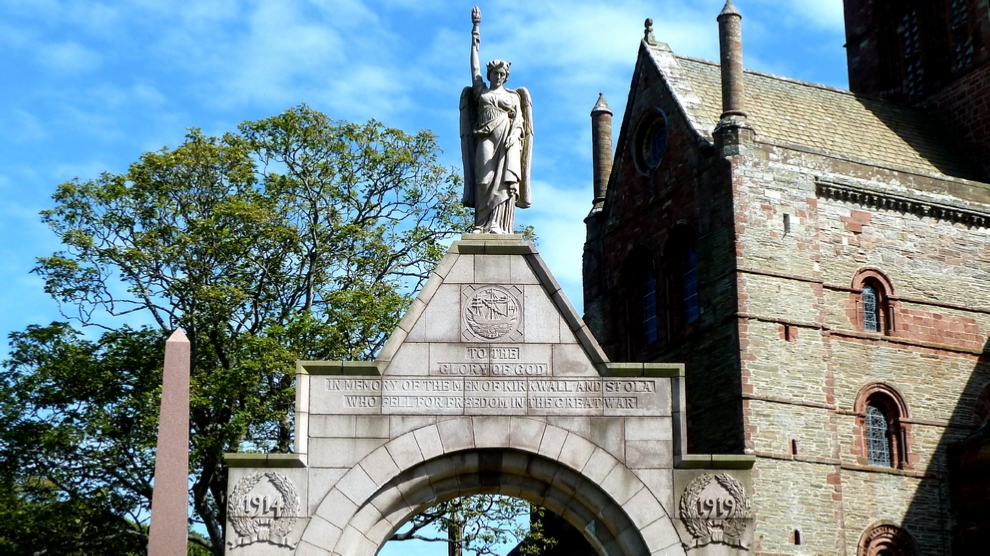 The entrance to the St. Magnus Church Yard is a memorial to those that have fallen in the two Great Wars