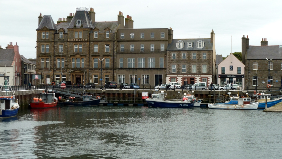 The Kirkwall Hotel from the pier