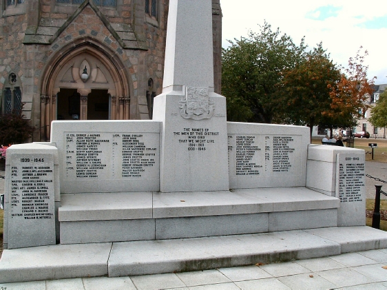The Memorial to War Dead in Ballateer