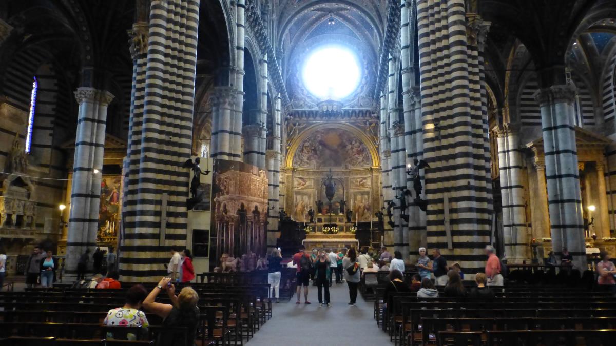 Looking down the Nave of the Duomo to the Alter