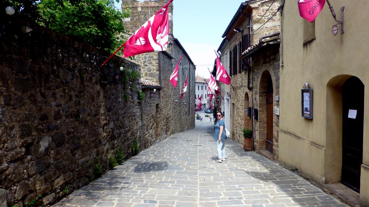 Amy walking through the streets of Montalcino