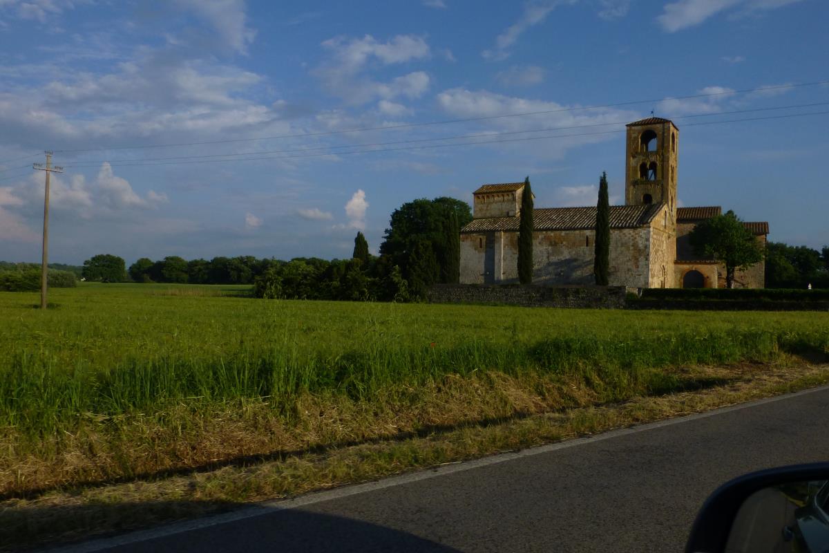 As we left Il Columbaio, we bid <i>adio</i> to this old church that we passed many times on our trips
