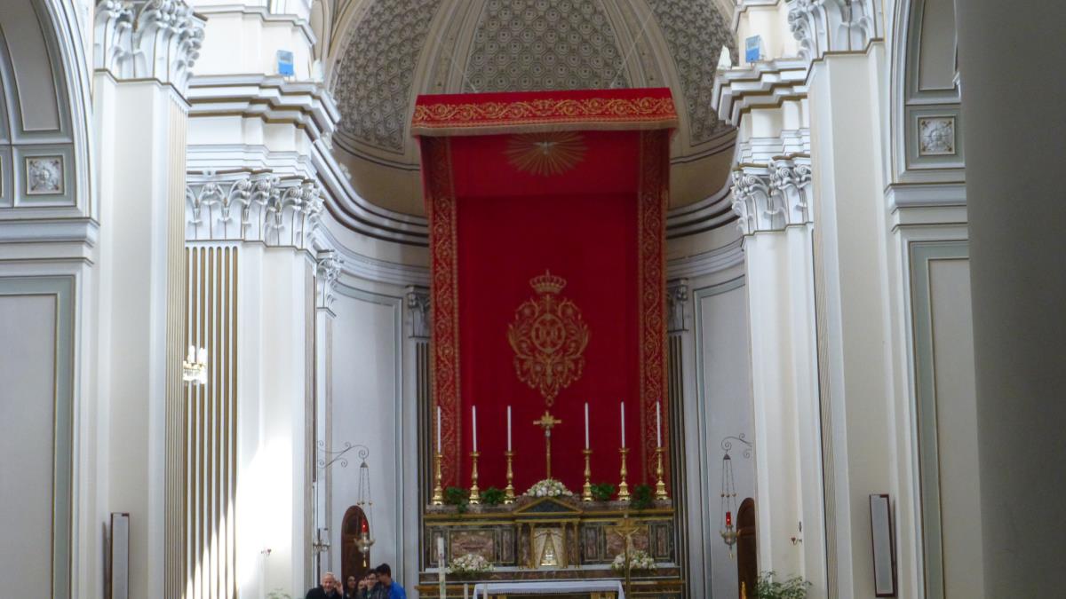 The alter of the Chiesa Madre Santa Maria della Provvidenza