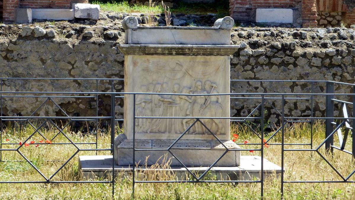 The Alter of the <i>Tempio di Vespasiano</i> (Temple of Vespasian)