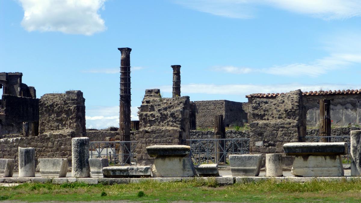 Somewhere near the Forum